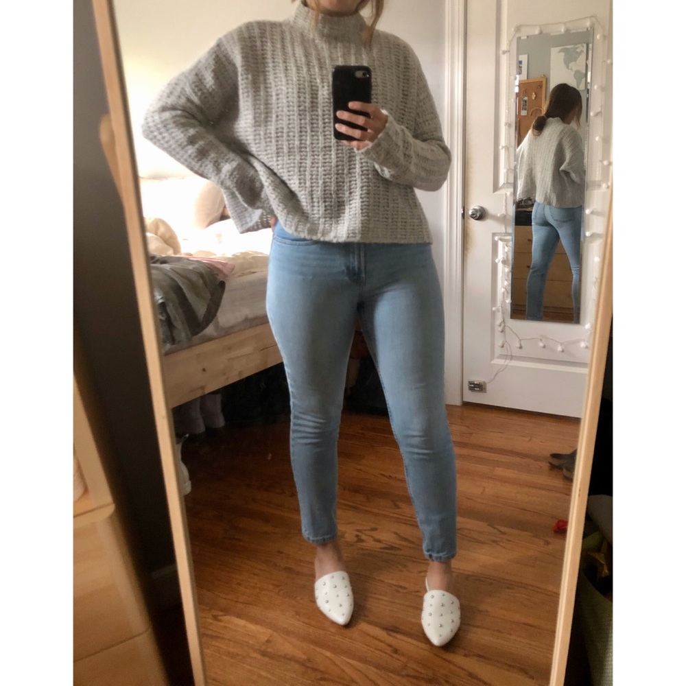 ✨sale!✨ Grey Sweater from Aerie